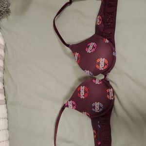 VS PINK Wear Everywhere Push-up bra 32A